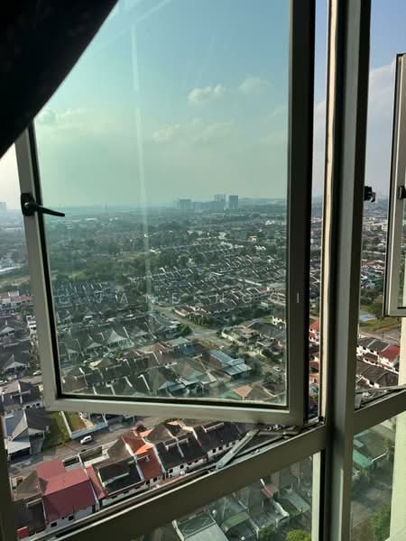 Kediaman Servis untuk Disewa di Molek Pulai - Jane Ngoi - View - PropertyGuru.com.my
