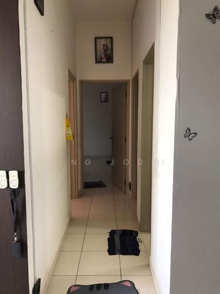 Pangsapuri untuk Dijual di Safira - Ding Jodie - Corridor - PropertyGuru.com.my