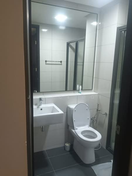 Kediaman Servis untuk Disewa di The Tamarind - Janice Ooi - Bathroom - PropertyGuru.com.my
