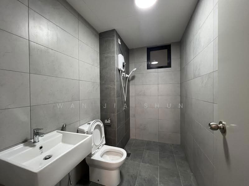 Kediaman Servis untuk Disewa di M Astra - Wan Jia Shun - Bathroom - PropertyGuru.com.my