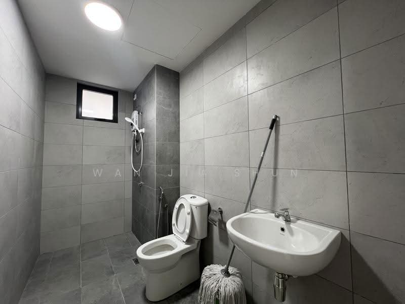 Kediaman Servis untuk Disewa di M Astra - Wan Jia Shun - Bathroom - PropertyGuru.com.my