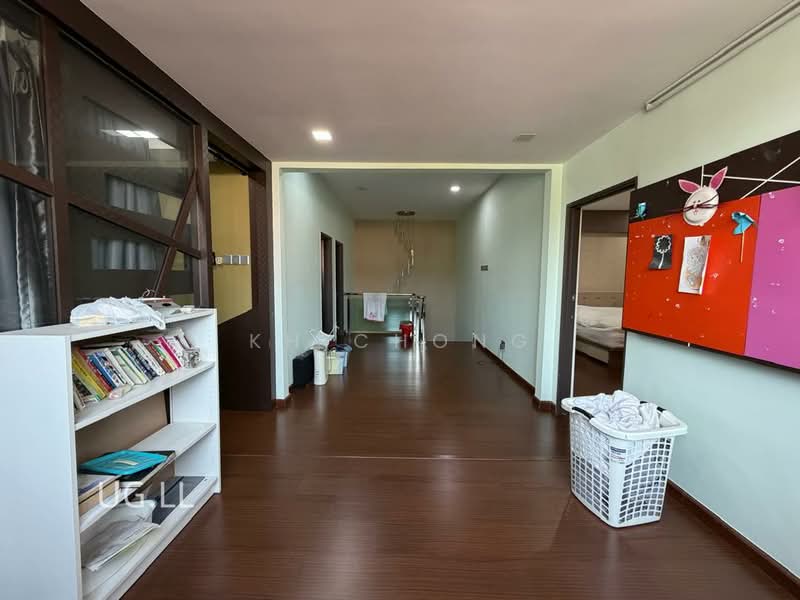 2-storey Terraced House for Sale in Bandar Bukit Tinggi 2 (Klang) - KH Chong - Corridor - PropertyGuru.com.my