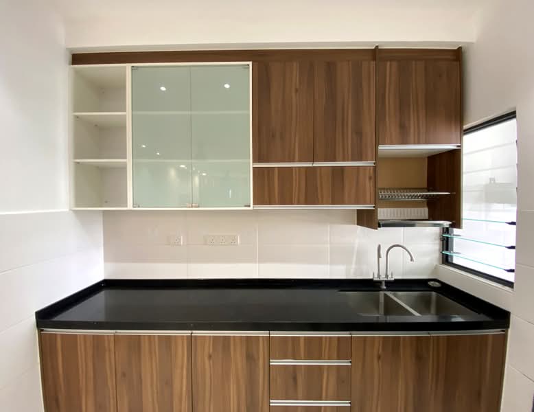 Kediaman Servis untuk Disewa di The Link 2 @ Bukit Jalil (Serviced Residences) - Mak Oliver - Kitchen - PropertyGuru.com.my