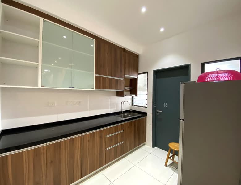 Kediaman Servis untuk Disewa di The Link 2 @ Bukit Jalil (Serviced Residences) - Mak Oliver - Kitchen - PropertyGuru.com.my