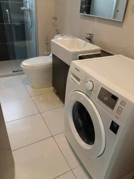 Condominium for Rent at Bay Point @ Country Garden Danga Bay - Grace Chiew - Bathroom - PropertyGuru.com.my