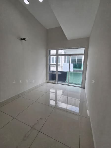 Semi-Detached House for Sale in Taman Bukit Jaya (Ulu Tiram) - Jeffrey Kiong - Interior - PropertyGuru.com.my
