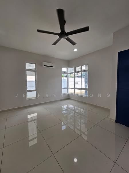 Semi-Detached House for Sale in Taman Bukit Jaya (Ulu Tiram) - Jeffrey Kiong - Interior - PropertyGuru.com.my
