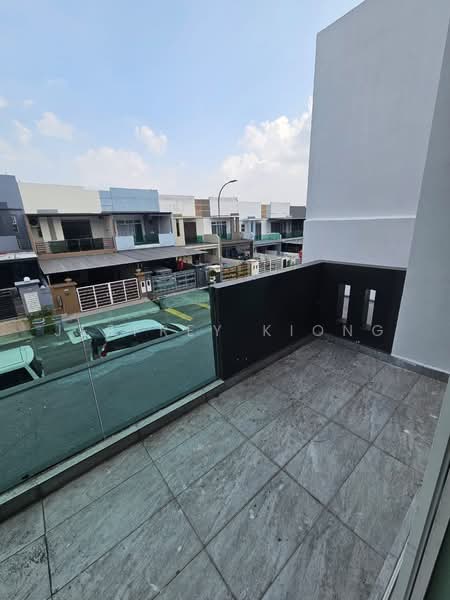 Semi-Detached House for Sale in Taman Bukit Jaya (Ulu Tiram) - Jeffrey Kiong - Exterior - PropertyGuru.com.my