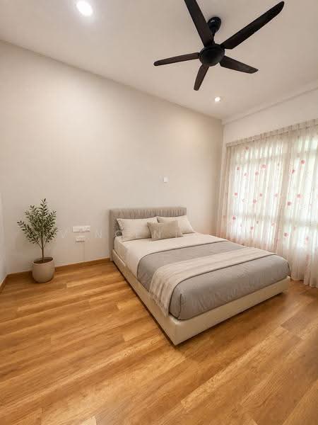 Condominium for Sale at Fairway Suites - Vincent Lai - Bedroom - PropertyGuru.com.my