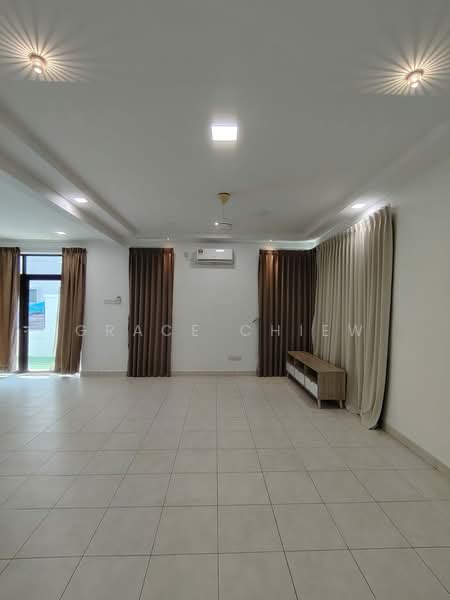 Rumah Kluster untuk Disewa di Taman Adda Heights (Tebrau) - Grace Chiew - Living Room - PropertyGuru.com.my
