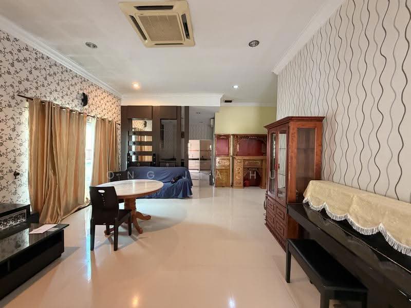 Rumah Berkembar untuk Dijual di Seremban (Negeri Sembilan) - Ong Jia Hui - Living Room - PropertyGuru.com.my