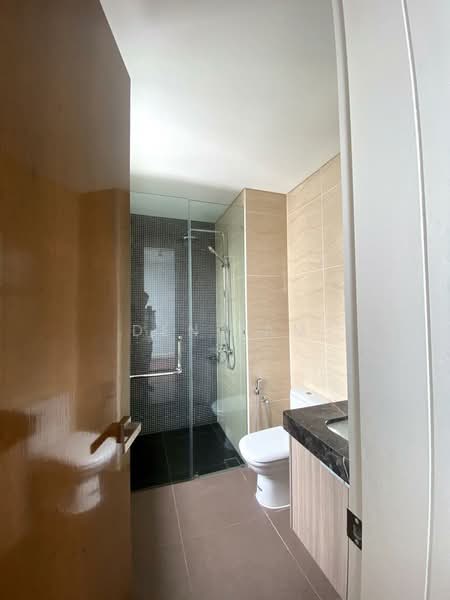 Kondominium untuk Dijual di Capella Embassy (D'Rapport Residences) - Den Lam - Bathroom - PropertyGuru.com.my