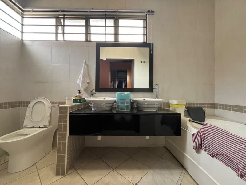 Bungalow House untuk Dijual di Setia Eco Park (Setia Alam) - Jess Tee - Bathroom - PropertyGuru.com.my