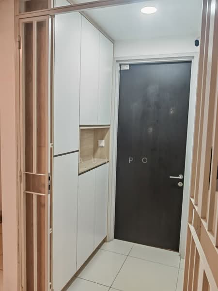 Condominium for Sale at Riana South - Paul Po - Entrance - PropertyGuru.com.my
