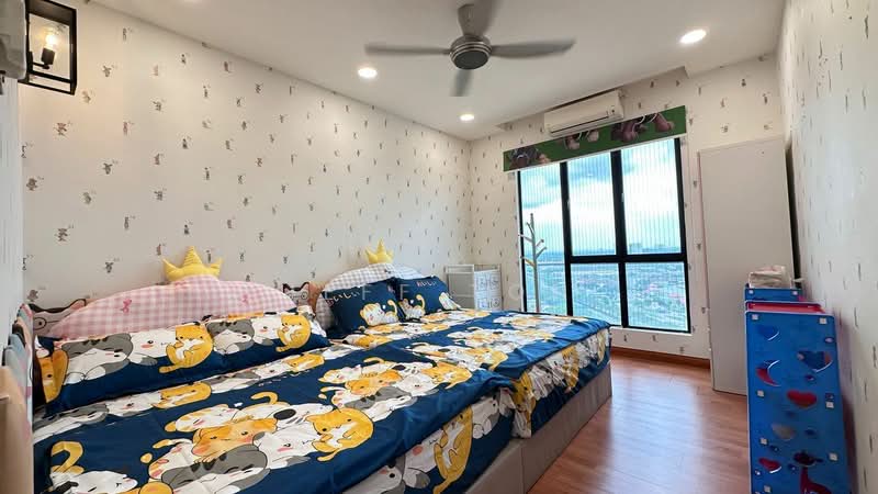 Service Residence for Sale at The Platino Serviced Apartment - Jeff Toh - Bedroom - PropertyGuru.com.my