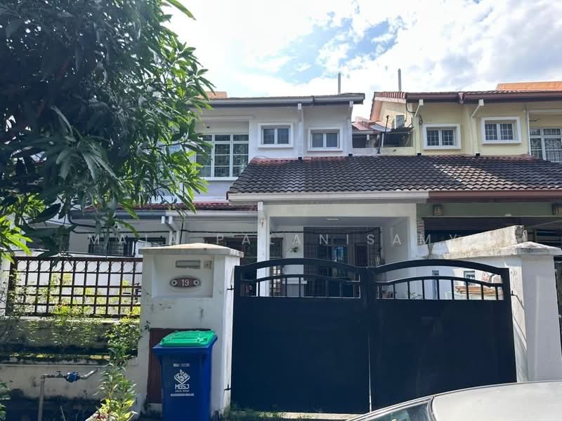 2-storey Terraced House for Sale in Bandar Putra Height (Subang Jaya) - Mala Palanisamy - Exterior - PropertyGuru.com.my