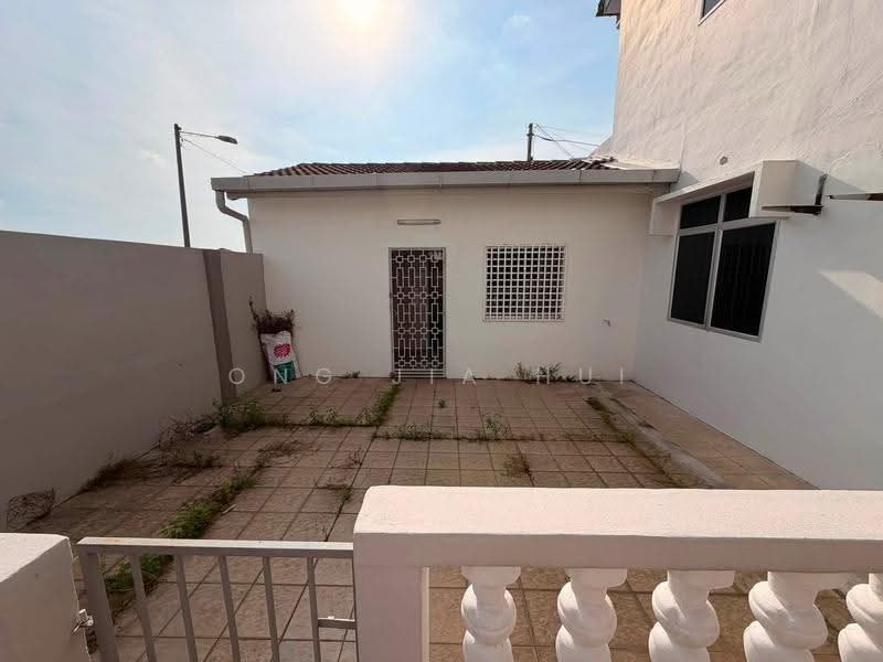 Bungalow House for Sale in Taman Bukit Kaya (Seremban) - Ong Jia Hui - Exterior - PropertyGuru.com.my