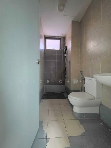 Condominium for Rent at PARC Regency (Residensi Masai) - Grace Chiew - Bathroom - PropertyGuru.com.my