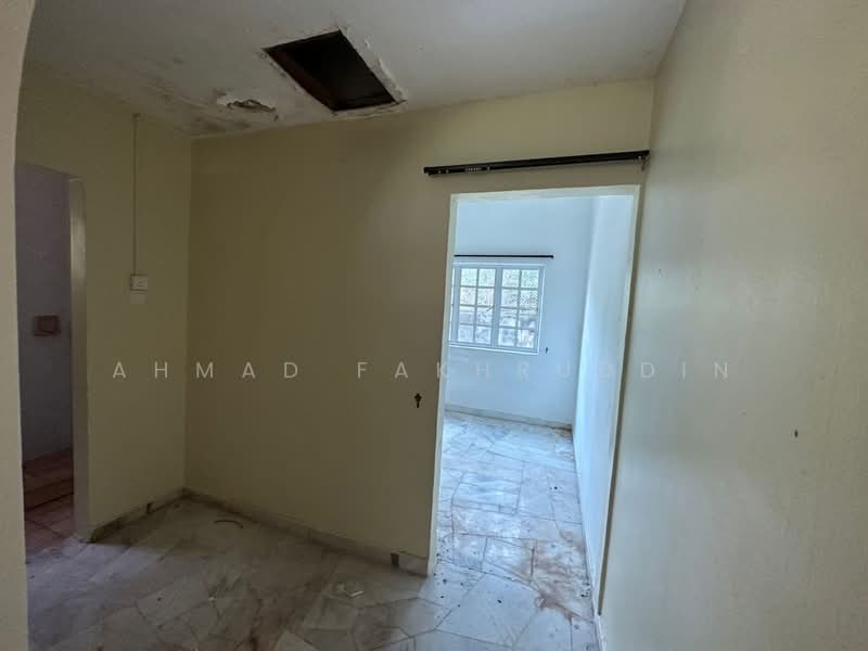 Bungalow House for Sale in Taman Bukit Dahlia (Pasir Gudang) - Ahmad Fakhruddin - PropertyGuru.com.my
