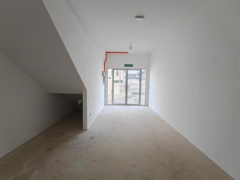 Factory for Rent in Valdor (Sungai Jawi) - Paul Lee - Entrance - PropertyGuru.com.my