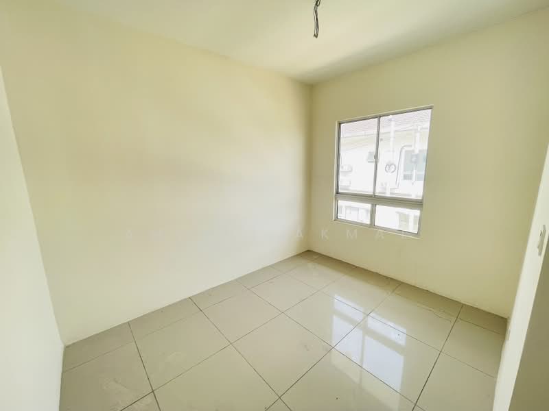 Terraced House for Sale in Kuala Selangor (Selangor) - Amirul Akmal - PropertyGuru.com.my