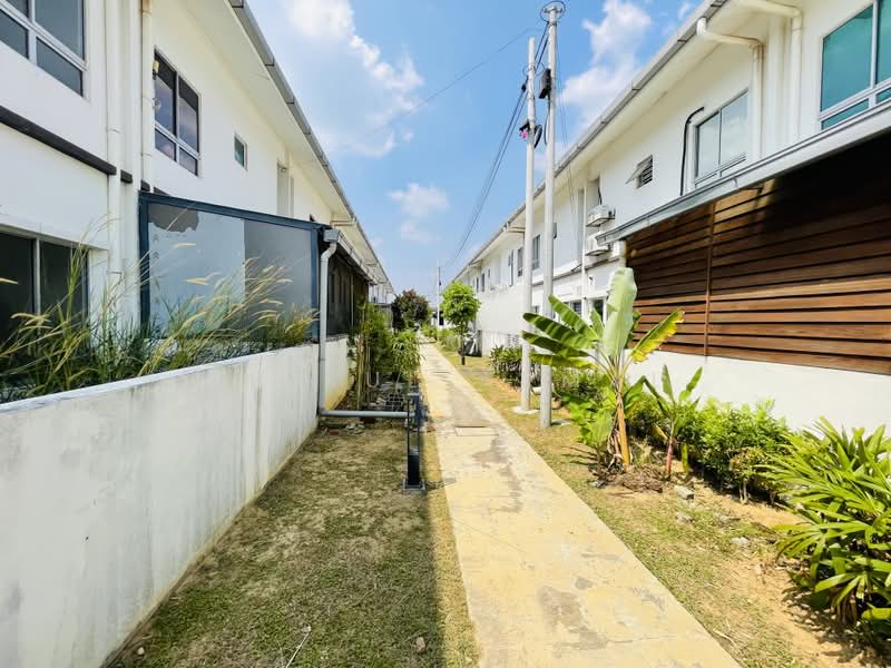 Terraced House for Sale in Kuala Selangor (Selangor) - Amirul Akmal - PropertyGuru.com.my