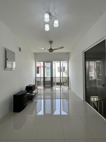 Bungalow House for Sale in Setia Eco Park (Setia Alam) - Jess Tee - Living Room - PropertyGuru.com.my