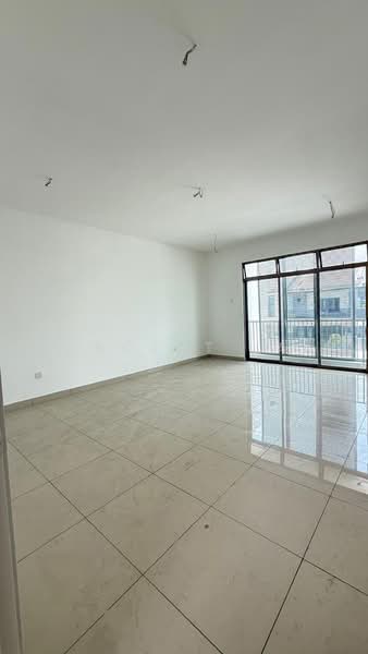 Terraced House for Sale in Skudai (Johor) - Vincent Lai - Living Room - PropertyGuru.com.my