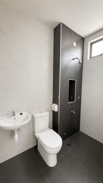 Terraced House for Sale in Skudai (Johor) - Vincent Lai - Bathroom - PropertyGuru.com.my