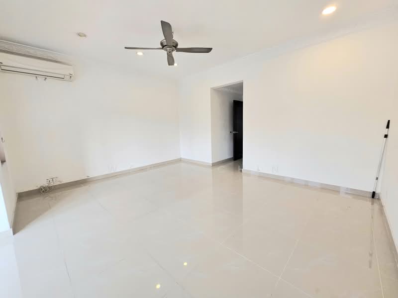 2-storey Terraced House for Sale in Taman Wawasan (Puchong) - Wendy Chin - Living Room - PropertyGuru.com.my