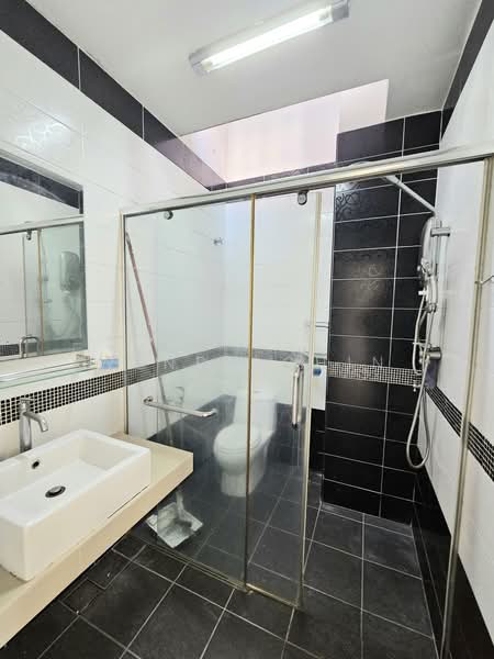 2-storey Terraced House for Sale in Taman Wawasan (Puchong) - Wendy Chin - Bathroom - PropertyGuru.com.my