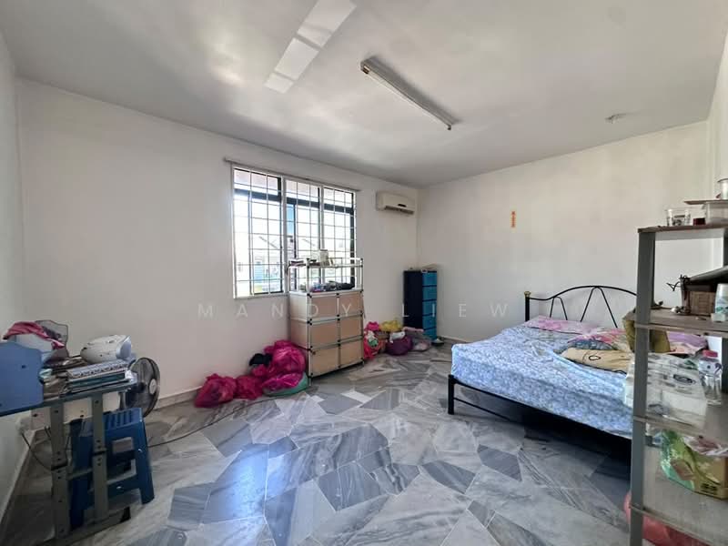 Rumah Teres 2.5-Tingkat untuk Dijual di Taman Sri Bintang (Kepong) - Mandy Liew - Bedroom - PropertyGuru.com.my