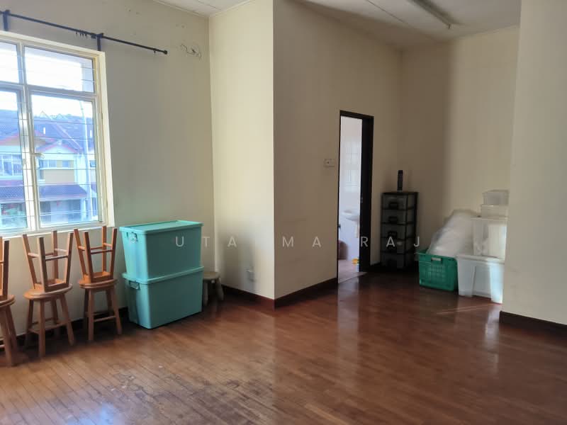 Rumah Teres untuk Dijual di Kota Kemuning (Shah Alam) - P Utahma Raj - PropertyGuru.com.my