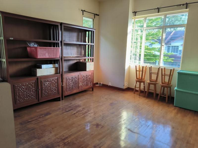 Rumah Teres untuk Dijual di Kota Kemuning (Shah Alam) - P Utahma Raj - PropertyGuru.com.my