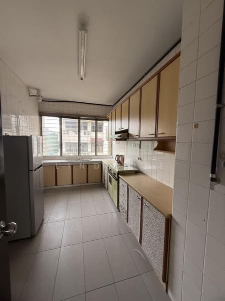 Kondominium untuk Disewa di Putri Indah Condominium - Linda Lee - Kitchen - PropertyGuru.com.my