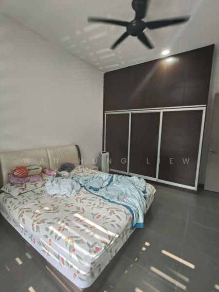 Rumah Teres untuk Dijual di Bandar Kinrara Seksyen 1 (Bandar Kinrara) - Wan Hung Liew - Bedroom - PropertyGuru.com.my