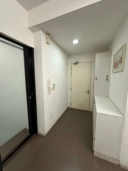 Kediaman Servis untuk Dijual di Garden Plaza - Kylie Hoh - Corridor - PropertyGuru.com.my