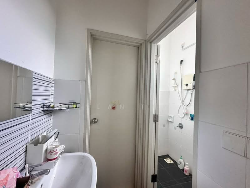 2-storey Terraced House for Sale in Iskandar Puteri (Nusajaya) (Johor) - Dylan Tan - Bathroom - PropertyGuru.com.my