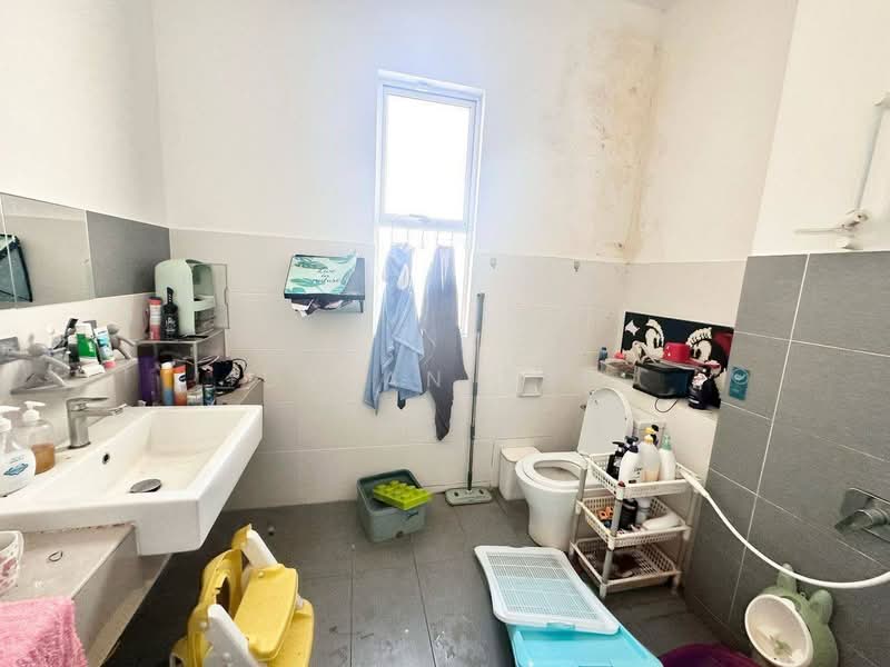 2-storey Terraced House for Sale in Iskandar Puteri (Nusajaya) (Johor) - Dylan Tan - Bathroom - PropertyGuru.com.my