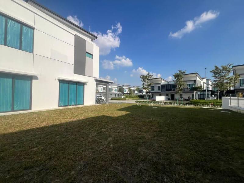 Bungalow House untuk Dijual di Taman Molek (Johor Bahru) - Nathan Chan - Exterior - PropertyGuru.com.my