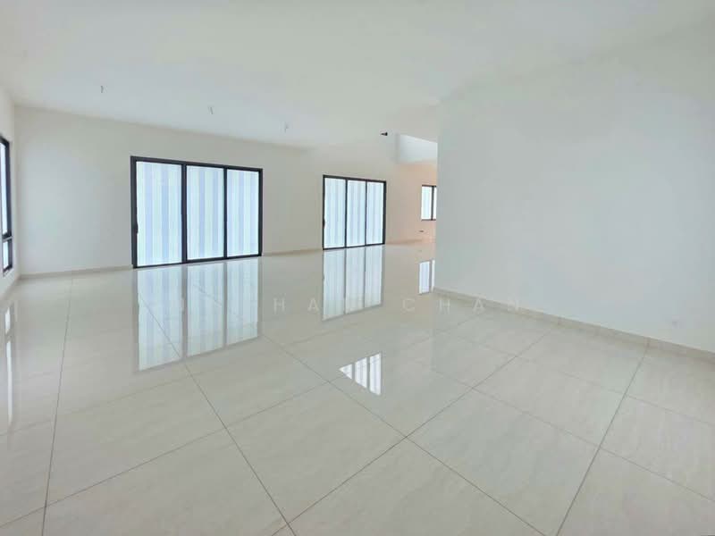 Bungalow House untuk Dijual di Taman Molek (Johor Bahru) - Nathan Chan - Living Room - PropertyGuru.com.my