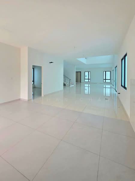 Bungalow House untuk Dijual di Taman Molek (Johor Bahru) - Nathan Chan - Living Room - PropertyGuru.com.my