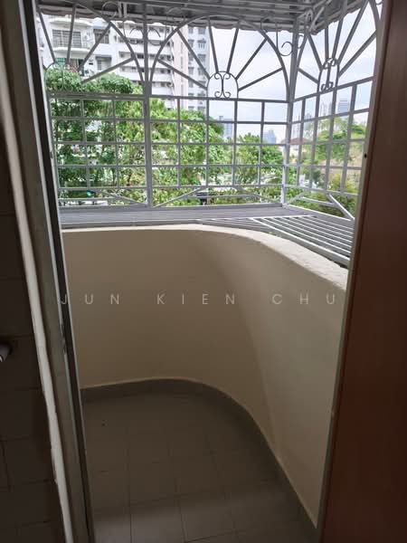 Flat for Rent at Taman Connaught Flat (High Rise) - Jun Kien Chu - PropertyGuru.com.my