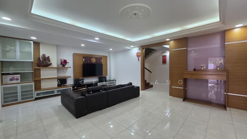 Rumah Teres 3-Tingkat untuk Dijual di Usj 1 (Subang Jaya) - ANGELINE ANG - Living Room - PropertyGuru.com.my