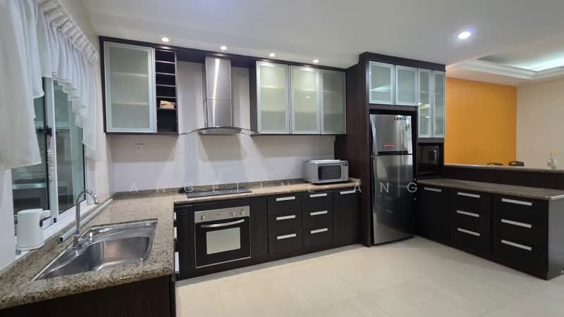 Rumah Teres 3-Tingkat untuk Dijual di Usj 1 (Subang Jaya) - ANGELINE ANG - Kitchen - PropertyGuru.com.my