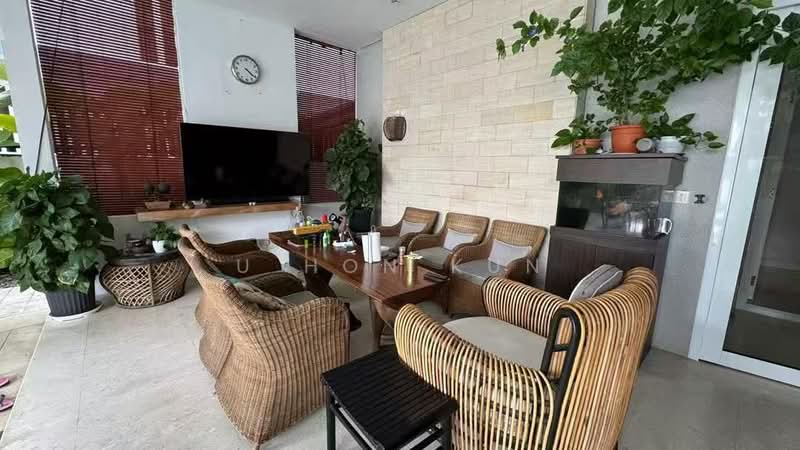 Bungalow House for Sale in Johor Bahru (Johor) - U Hon Kun - Living Room - PropertyGuru.com.my