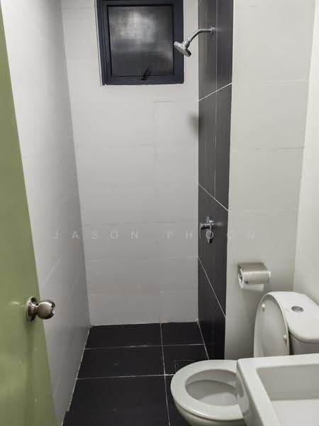Condominium for Sale at Skyview Residence - Jason Phoon - Bathroom - PropertyGuru.com.my