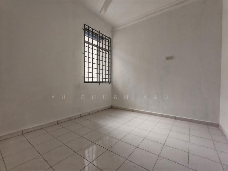 Flat for Sale at Taman Cheng Ria - Yu Chuan Yau - Interior - PropertyGuru.com.my