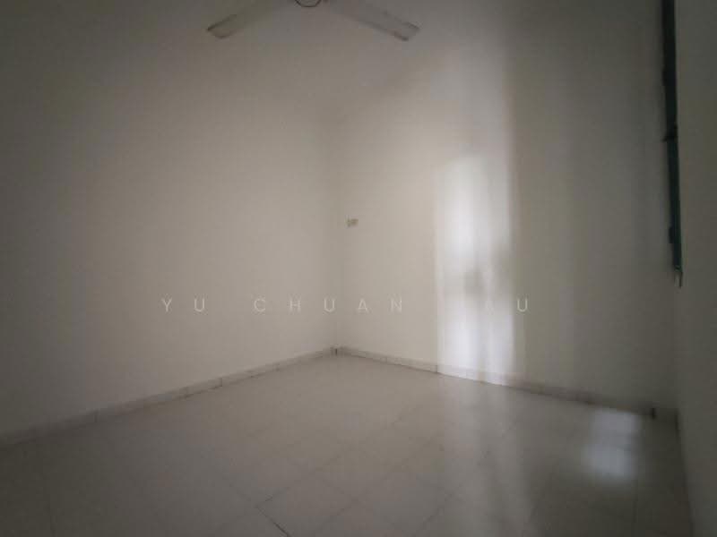 Flat for Sale at Taman Cheng Ria - Yu Chuan Yau - Interior - PropertyGuru.com.my