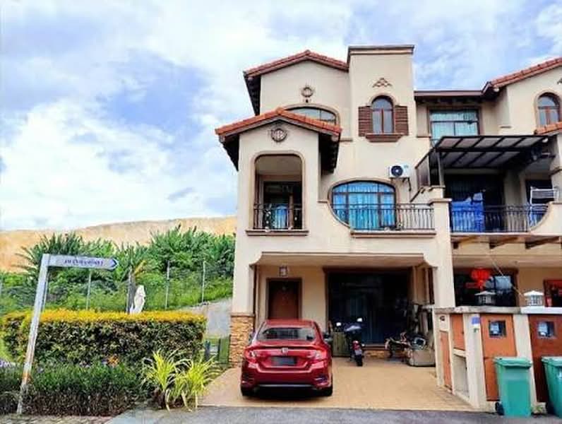 Bungalow House for Sale in Semenyih (Selangor) - Lenz Tee - Exterior - PropertyGuru.com.my